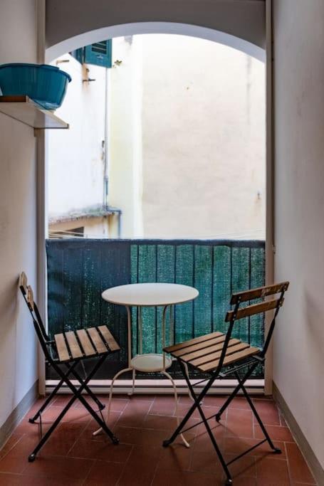 Classic Florentine Flat Near Piazza Santa Croce Флоренция Экстерьер фото